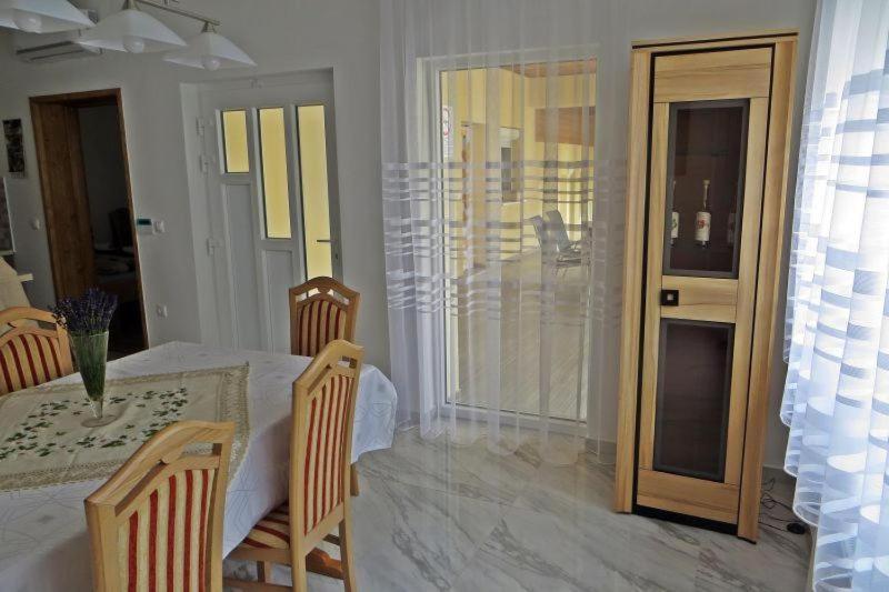 Appartement Szentmárton Vendégház à Totszentmarton Extérieur photo
